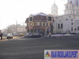 spatiu-comercial-80-mp-si-teren-224-mp-de-inchiriat-in-centru-campulung-muscel-arges-1