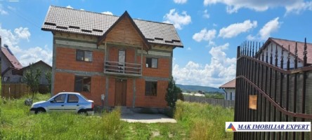 vila-noua-cu-4-camere-si-teren-de-800-mp-piscani-arges-4