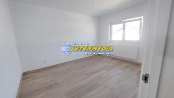 casa-noua-de-vanzare-in-zona-cetate-alba-iulia-1