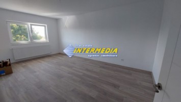 casa-noua-de-vanzare-in-zona-cetate-alba-iulia-9