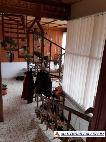 vila-de-vanzare-in-centru-campulung-muscel-arges-5-camere-stil-elegant-teren-235-mp-21