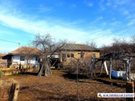 casa-cu-5-camere-si-teren-de-1868-mp-in-harsesti-arges-oportunitate-perfecta-pentru-familie-3