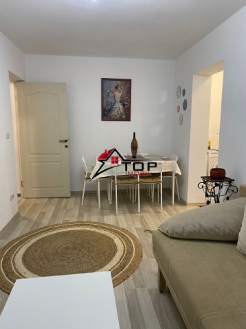 apartament-3-camere-semidecomandat-podu-ros-primaverii-1