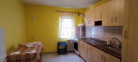 chirie-apartament-2-camere-zona-capat-1-etaj-3-semidecomandat-14