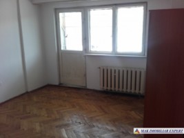 inchiriat-ian-2027-apartament-2-camere-cf-1-et-34-campulung-2