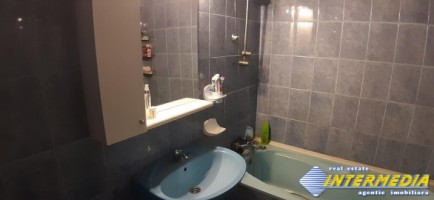 apartament-3-camere-decomandat-de-vanzare-cetate-7