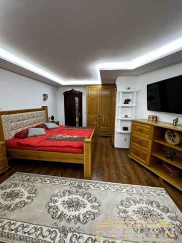 de-vanzare-o-proprietate-deosebita-cu-un-farmec-aparte-situata-in-catamaresti-deal-14