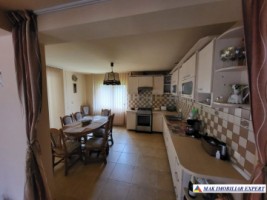 vila-10-camere-cu-teren-700-mp-de-vanzare-la-pestera-dambovicioara-arges-8