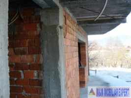 vila-la-rosupensiune-12-camere-cu-teren-4500-mp-in-valea-mare-pravat-arges-5