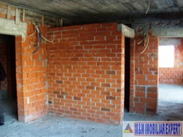 vila-la-rosupensiune-12-camere-cu-teren-4500-mp-in-valea-mare-pravat-arges-6