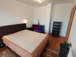 inchiriez-apartament-4-camere-decomandatrenovatzona-strand-3