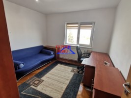 inchiriez-apartament-4-camere-decomandatrenovatzona-strand-4