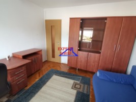 inchiriez-apartament-4-camere-decomandatrenovatzona-strand-5