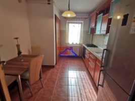 inchiriez-apartament-4-camere-decomandatrenovatzona-strand-8