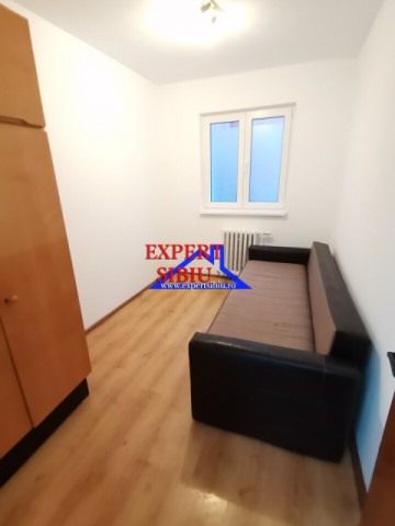 inchiriez-apartament-3-camere-partial-mobilat-zona-mihai-viteazul-5