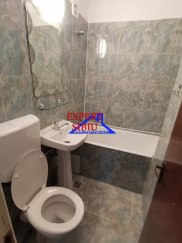 inchiriez-apartament-3-camere-partial-mobilat-zona-mihai-viteazul-10