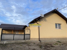 casa-noua-cu-4-camere-pivnita-de-vanzare-alba-iulia-finisata-teren-1400-mp