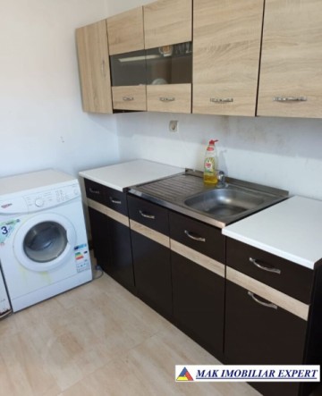 vila-cu-5-camere-cu-teren-de-400-mp-titesti-arges-9