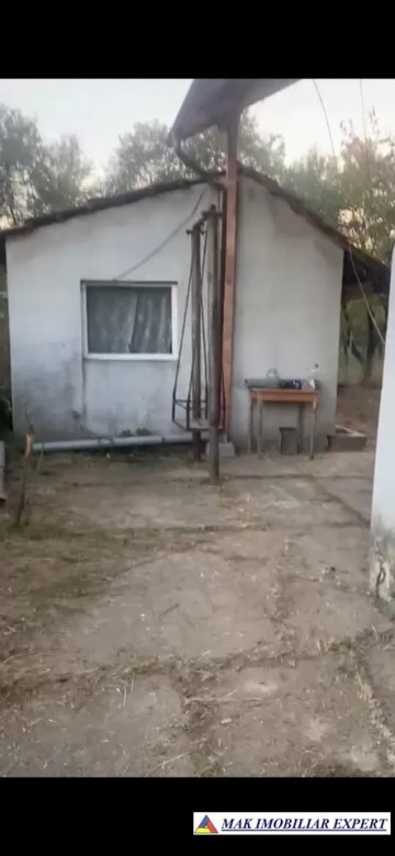vila-4-camere-cu-teren-519-mp-de-vanzare-in-apa-sarata-campulung-muscel-arges-ideala-pentru-o-locuinta-moderna-10