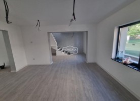 vila-noua-zona-liceului-pedagogic-cu-suprafata-de-230-mp-teren-500-mp-3