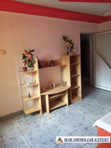 gasca-zurli-apartament-3-camere-cf-3-et-24-campulung-1