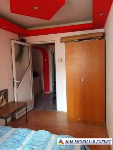 gasca-zurli-apartament-3-camere-cf-3-et-24-campulung-7