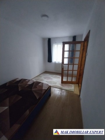 gasca-zurli-apartament-2-camere-cf-2-p4-campulung-7