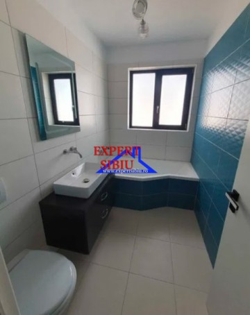 inchiriez-apartament-la-vila-3-camererecent-renovatzona-selimbar-7