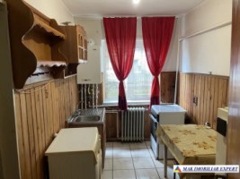 octombrie-2025-apartament-2-camere-de-inchiriat-confort-1-etaj-24-flamanda-campulung-muscel-arges-2