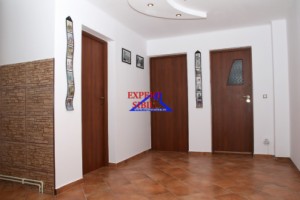 inchiriez-apartament-3-camere-la-mansardarecent-renovatzona-ciresica-9