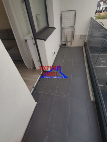 inchiriez-apartament-3-camererecent-renovat-zona-selimbar-8