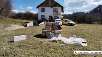 vila-cu-4-camere-si-teren-de-9000-mp-de-vanzare-in-apa-sarata-campulung-muscel-arges-oportunitate-unica-pentru-locuinta-sau-afacere