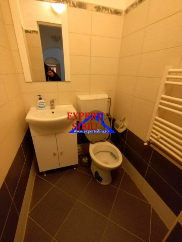 inchiriez-apartament-3-camere-decomandat-la-vila-zona-strand-11