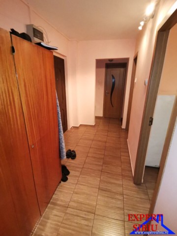 inchiriez-apartament-2-camere-decomandat-zona-centrala-7