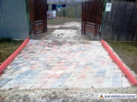 vila-4-camere-teren-2200-mp-de-vanzare-in-pungesti-cursesti-deal-vaslui-ideala-pentru-familie-10