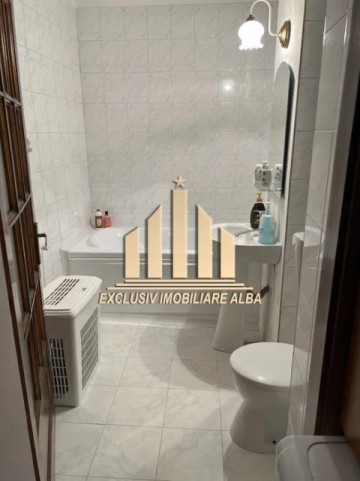 apartament-cu-4-camere-decomandate-centru-zona-electrica-7