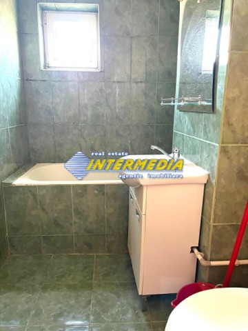ocazie-vanzare-apartament-cu-2-camere-alba-iulia-zona-cetate-closca-5