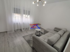 inchiriez-apartament-2-camere-decomandatrenovatzona-calea-cisnadiei-2