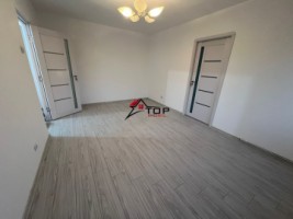 apartament-2-camere-podu-ros-etaj-1-renovat