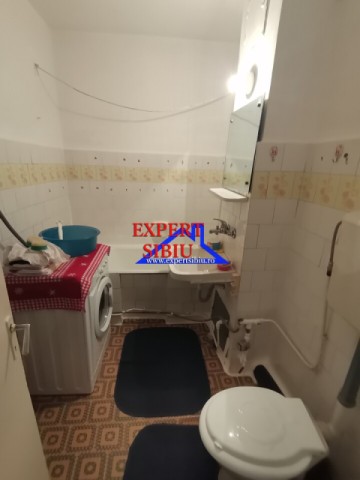 inchiriez-apartament-2-camere-decomandat-zona-mihai-viteazul-6