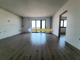apartament-2-camere-etaj-intermediar-bloc-nou-cetate-finisaje-de-lux-parcare-si-boxa-9