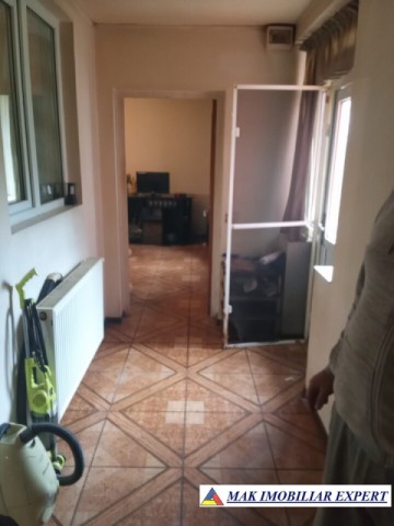 vila-3-camere-teren-1000-mp-de-vanzare-in-belciugatele-calarasi-ideala-pentru-locuinta-de-familie-11