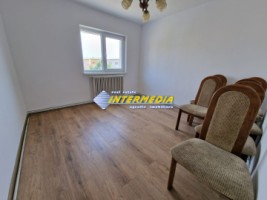 apartament-3-camere-de-vanzare-in-alba-iulia-cetate-etaj-1-boxa-si-garaj-finisat-1