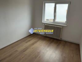 apartament-3-camere-de-vanzare-in-alba-iulia-cetate-etaj-1-boxa-si-garaj-finisat-9