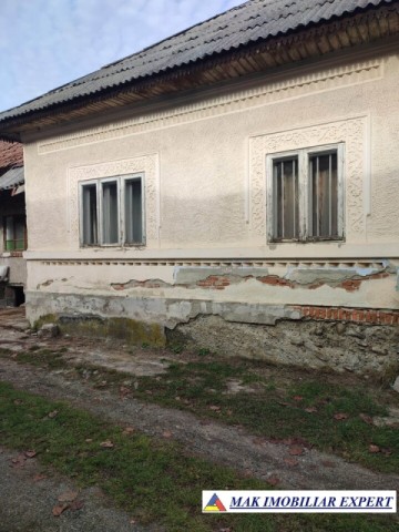 casa-6-camere-teren-4000-mp-de-vanzare-in-schitu-golesti-arges-3