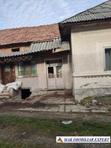 casa-6-camere-teren-4000-mp-de-vanzare-in-schitu-golesti-arges-8