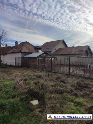 casa-6-camere-teren-4000-mp-de-vanzare-in-schitu-golesti-arges-13