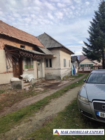casa-6-camere-teren-4000-mp-de-vanzare-in-schitu-golesti-arges-12