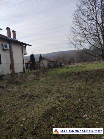 casa-6-camere-teren-4000-mp-de-vanzare-in-schitu-golesti-arges-22
