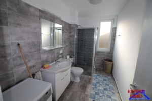 inchiriez-apartament-2-camere-decomandatrenovat-zona-lacul-lui-binder-7
